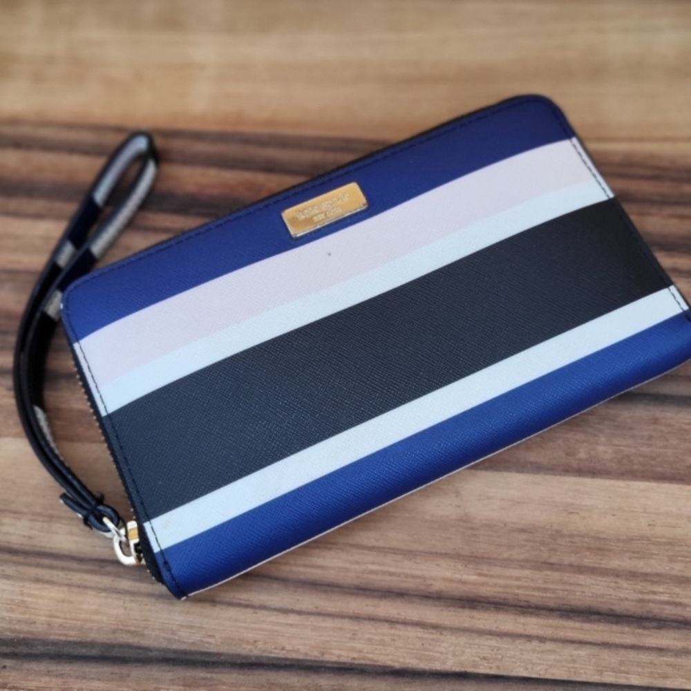 Kate Spade Vintage Retired Coated Canvas Leather Striped Wristlet Wallet EUC